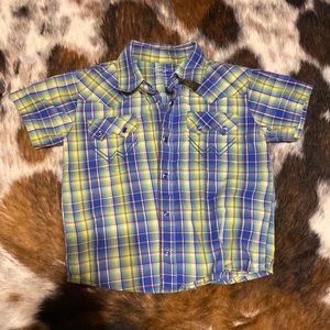 Wrangler 2t button down shirt